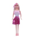 MUÑECA CON ACCESORIOS